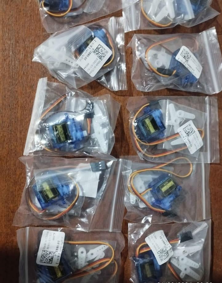 Fotografía de Servo Motor SG90 9g